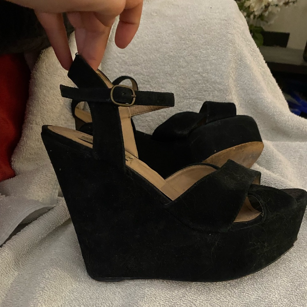 Steve Madden wedges size 8.5